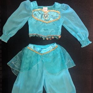 Jasmine Costume w/shoes - Size 3, Shoe Size 9/10